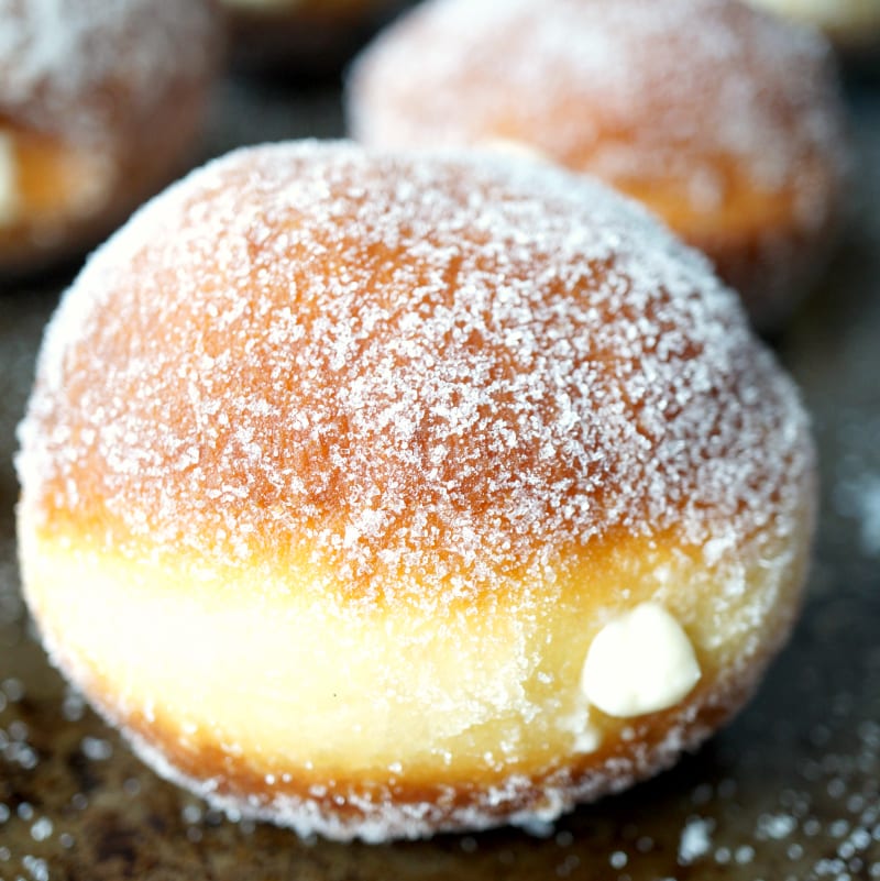 Bomboloni.
